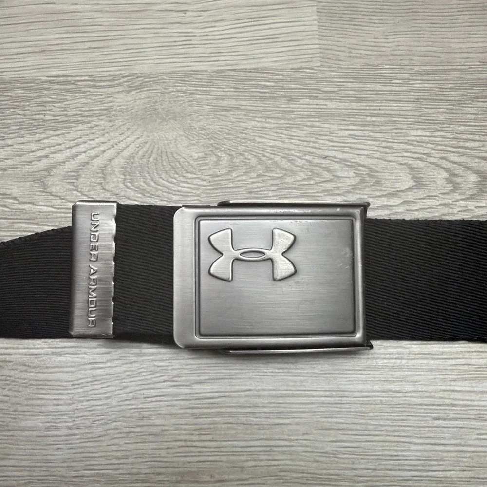 Armour Drive Stretch Webbing Men's Belt- Men's Size 34-36 Metal‎ Clamp Buckle